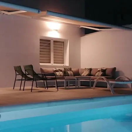 Casa Cactusa En Playa Blanca, Yaiza, Lanzarote *