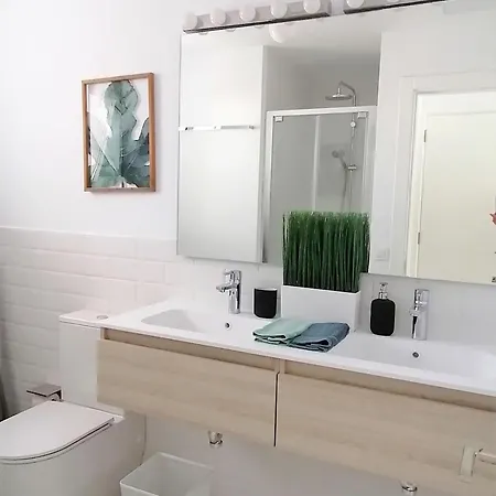 Casa Cactusa En Playa Blanca, Yaiza, Lanzarote Villa